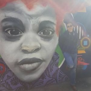 Meet your Posher, Efe